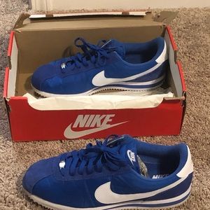 royal blue nike cortez shoes